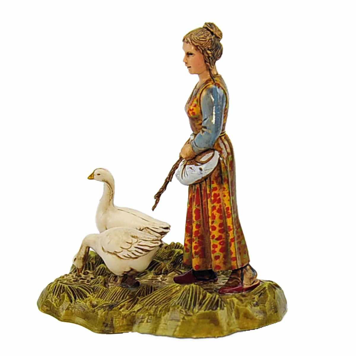 Statua cm.10 Donna con Due Oche | Moranduzzo