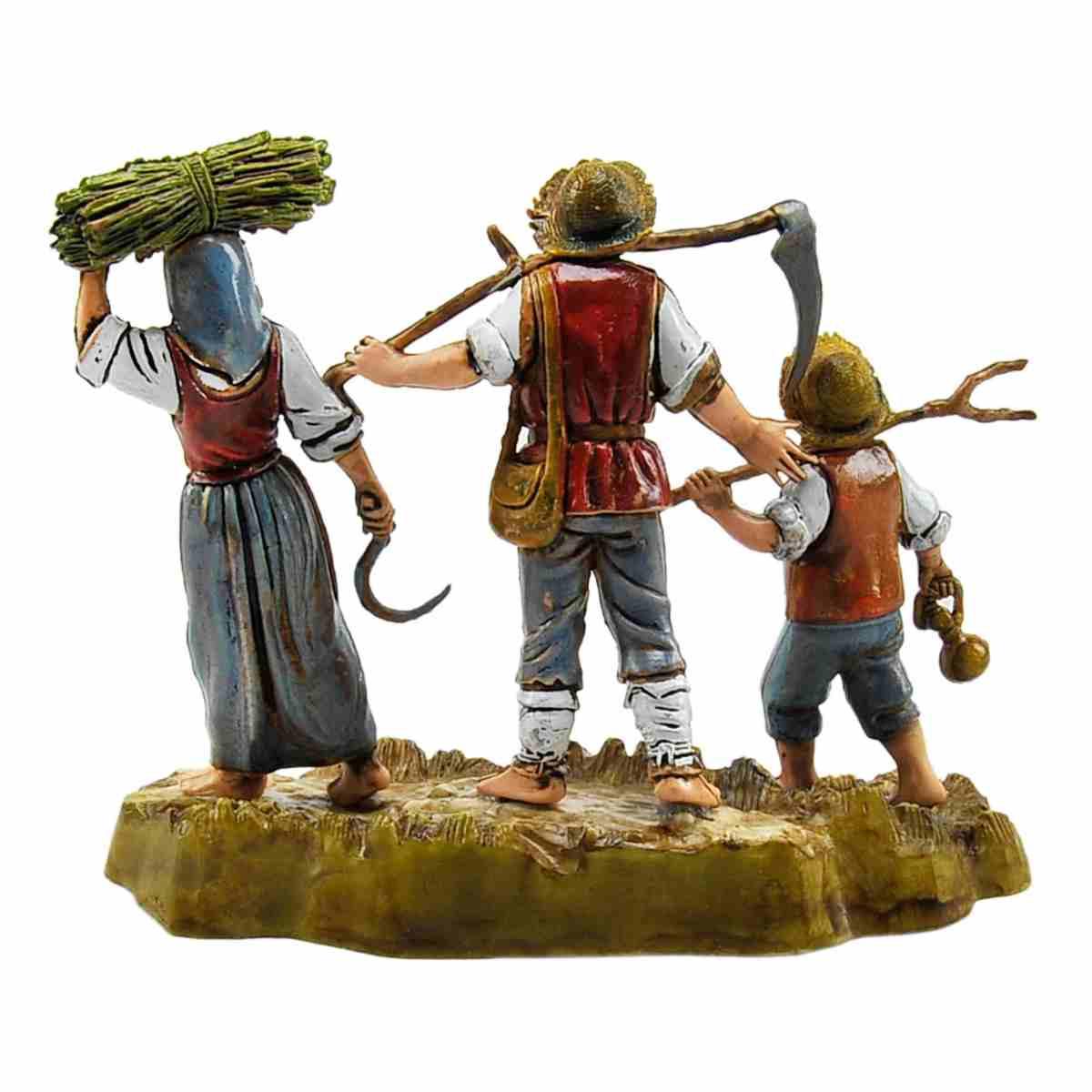 Statua cm.10 Famiglia Contadina con Bambino e Attrezzi da Lavoro | Moranduzzo