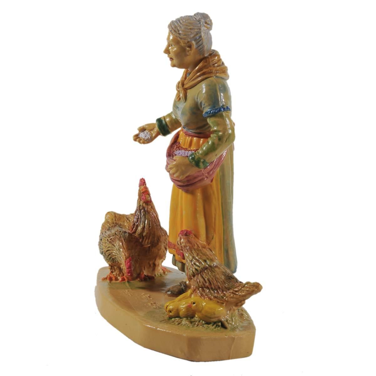 Statua cm.12 Donna con Galline | Rossi Rosa