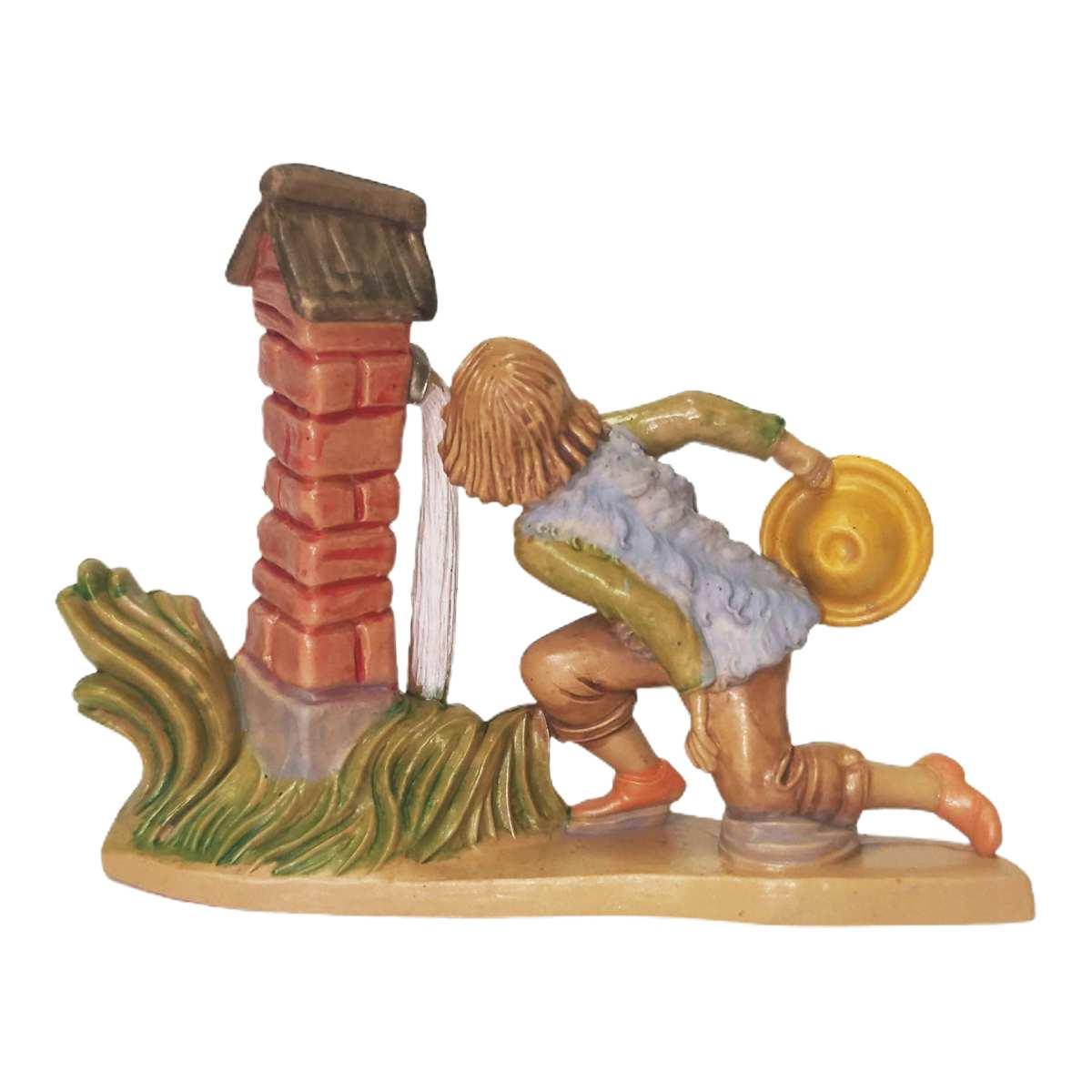 Statua cm.12 Pastorello in Ginocchio alla Fontana | Rossi Rosa