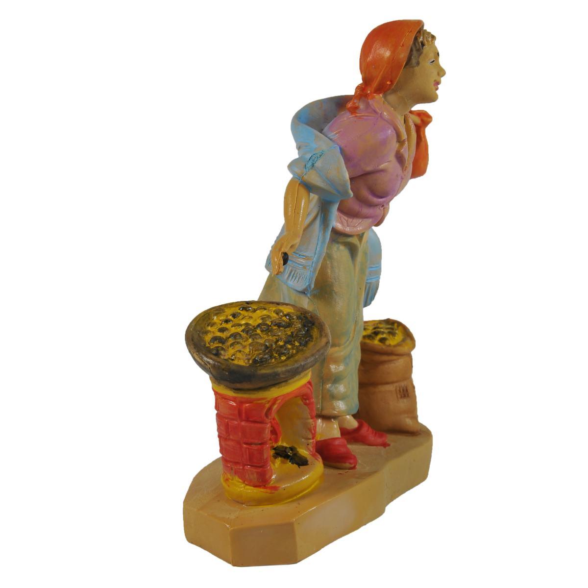 Statua cm.10 Castagnaia con Braciere e Sacco | Rossi Rosa