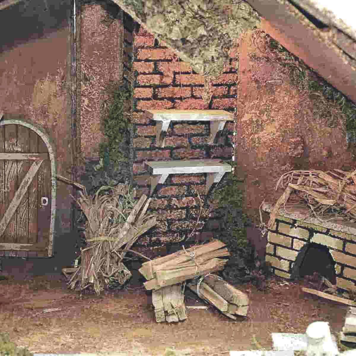 Capanna Legno con Luci cm.45x30xH35 | Rossi Rosa