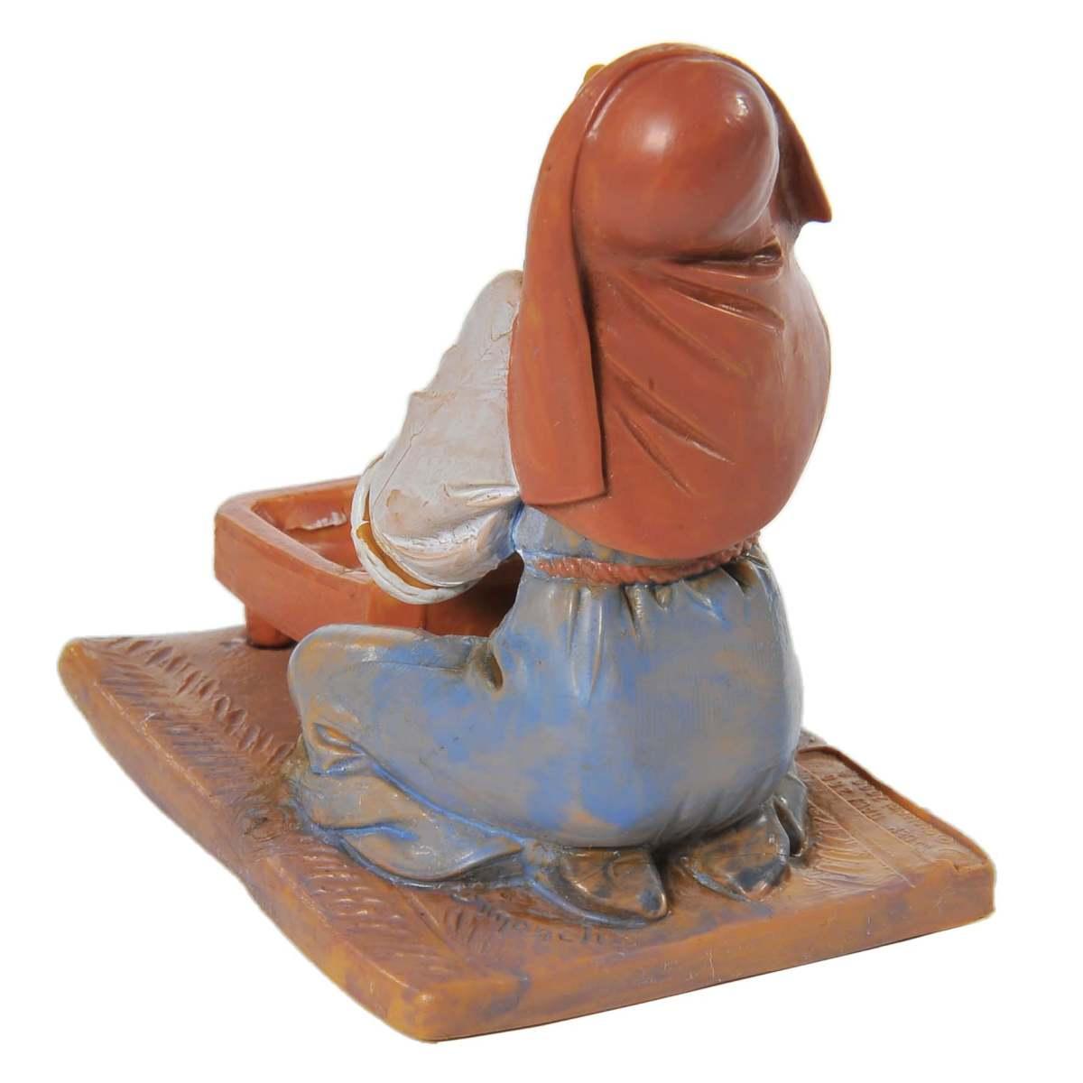 Statua cm.12 Pastorella in Ginocchio che Impasta | Fontanini