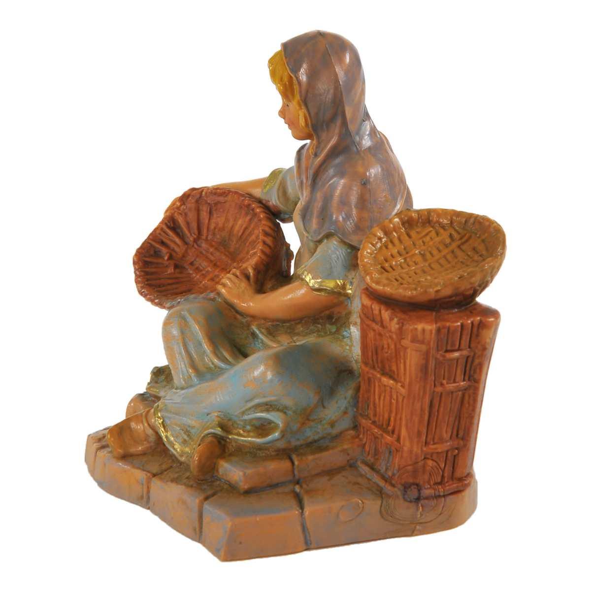 Statua cm.9,5 Pastorella con 3 Ceste Seduta | Fontanini