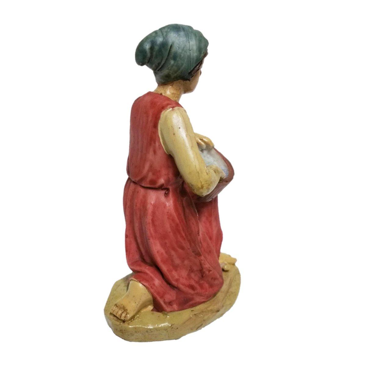 Statua cm.13 Donna Inginocchiata con Ciotola | M2 Store
