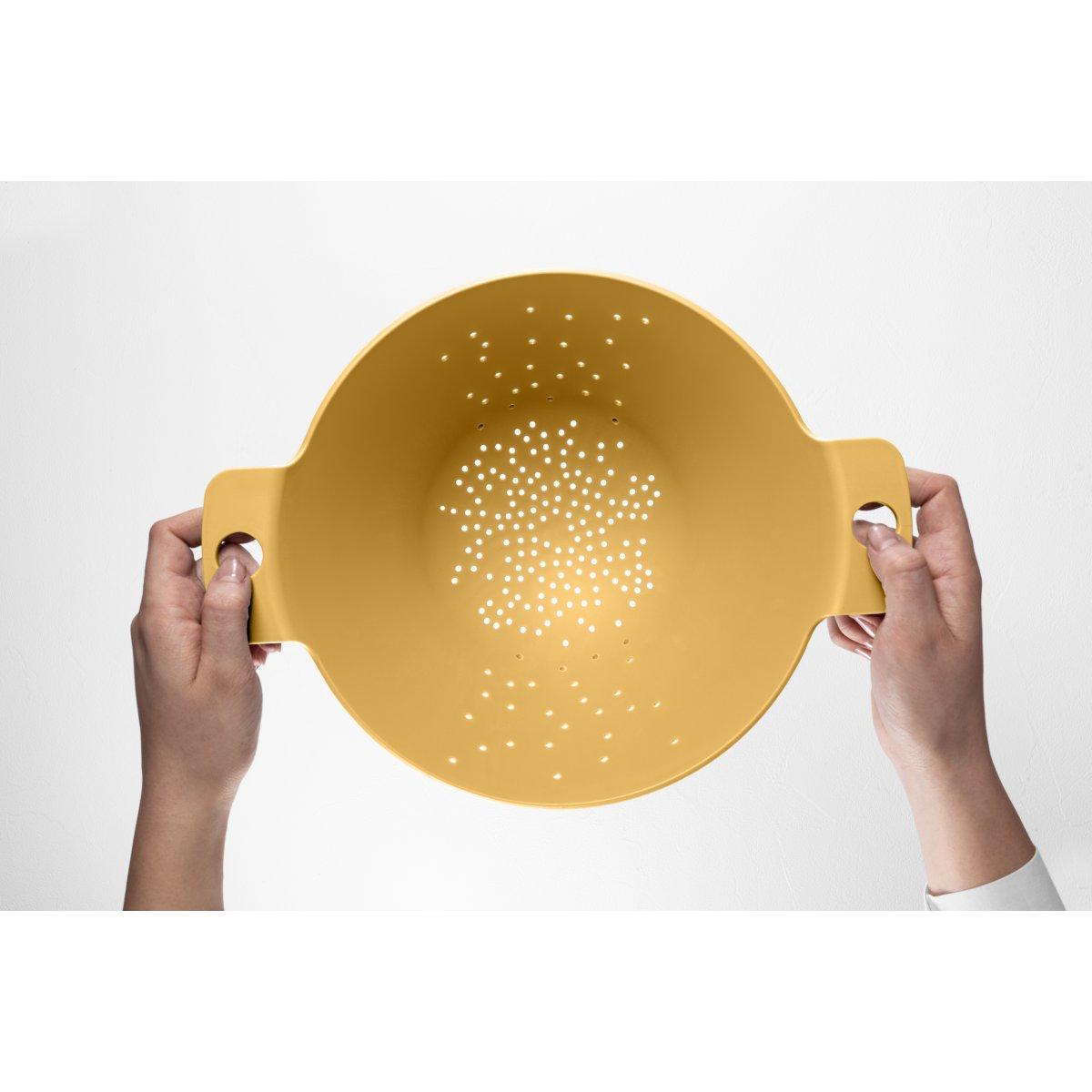 Scolapasta Cosmo Giallo con Manici cm.25 | Veca S.p.A.