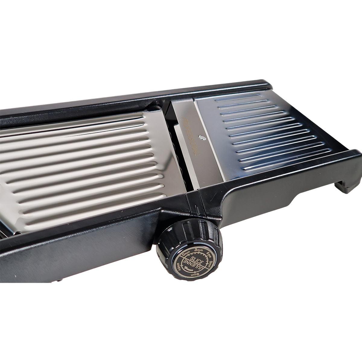 Affetta Verdura con Proteggi Dita Nero cm.40x18 | Abm