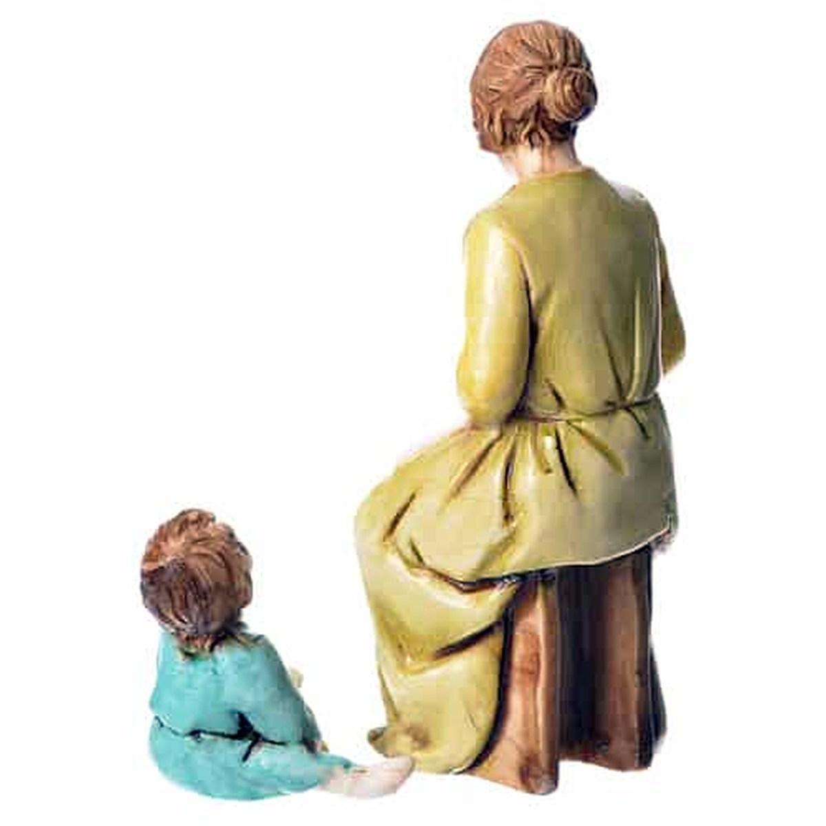 Statua cm.10 Donna Rammenda con Bimbo a Terra | Moranduzzo