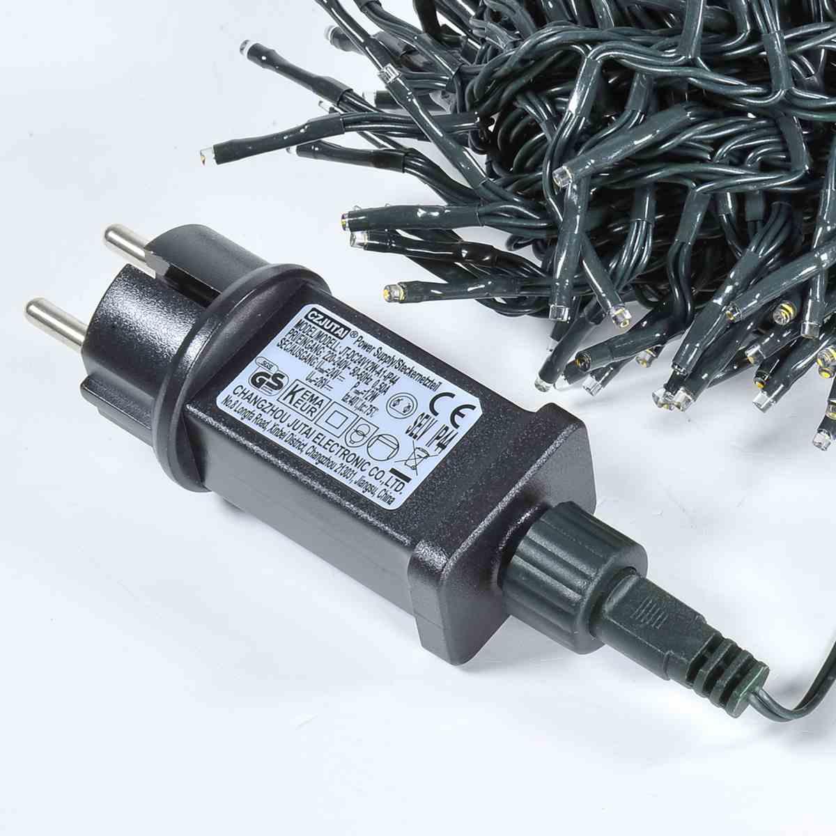 Luci Natale esterno LED 384 Cluster Bianco Freddo Prolungabile mt.13 |Silani