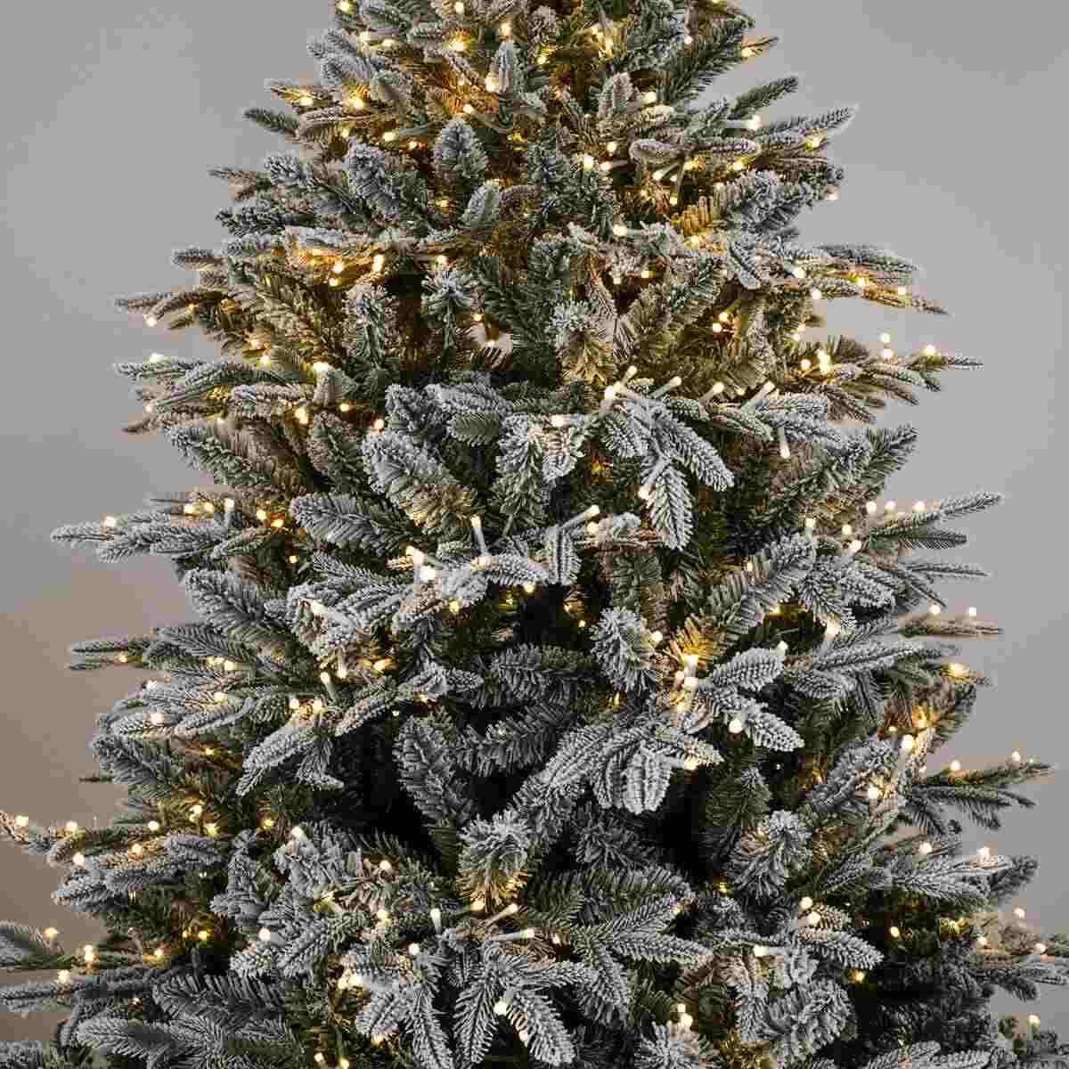 Albero 210 cm Natale verde karitè con luci LED