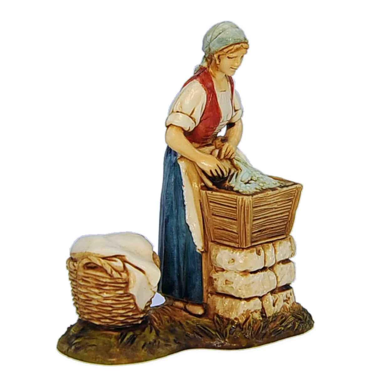 Statua cm.8 Lavandaia con Cesta Bucato | Moranduzzo